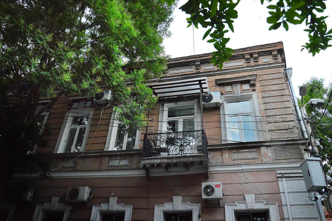 Always Welcome Tbilisi Exterior photo